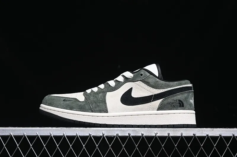 All categories Air Jordan Jordan series basketball shoes Air Jordan 1 Low High-end customized low-top sneakers Air Jordan 1 Low AJ1 Joe 1 North Face joint-Whole Pig Eight Nights Green High-end customized low-top retro basketball shoes DM9188-004